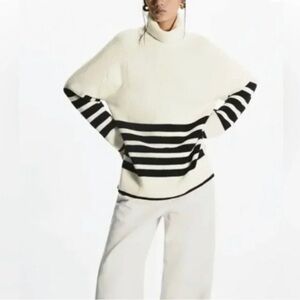 COS Cream White Striped Sweater
Wool Cotton Small